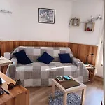 Terrasses De La Foux Coquet 80m Labrau 4 Couchages * Allos