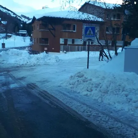 Appartement La Foux D'allos Coquet Proche Accès Pistes 4 Couchages *